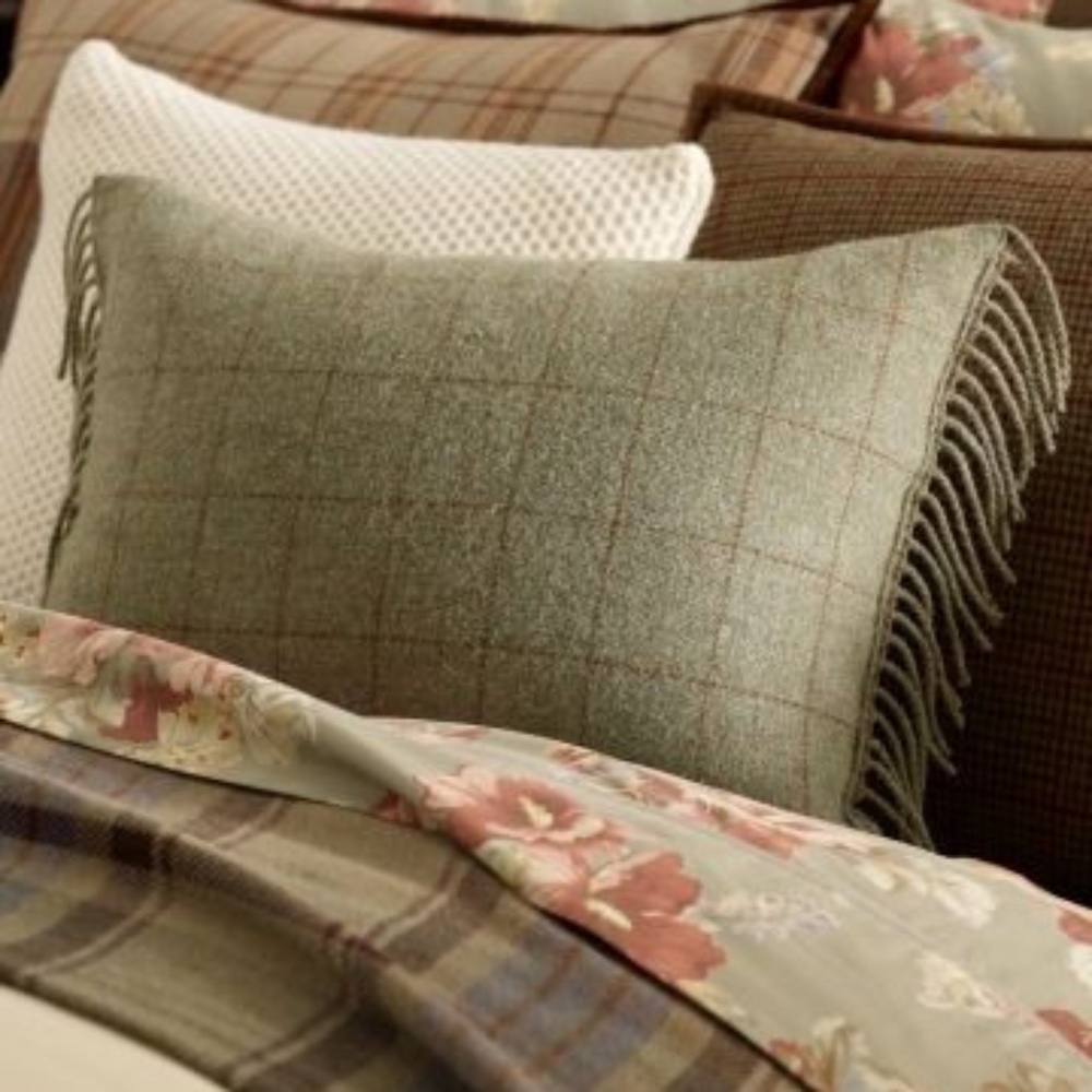 One new Ralph Lauren standard sham from Shetland Manor collection
